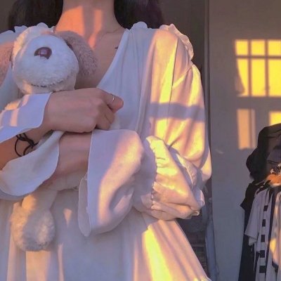 贵妃她每天都想逃离皇宫